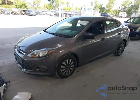 2013 Ford Focus S from USA, damaged, VIN 1FADP3E26DL187358
